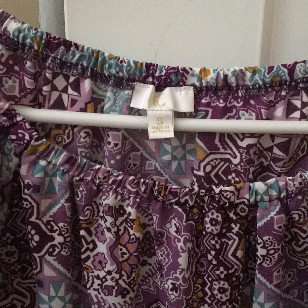 Patterned Blouse - Picture 3 of 4